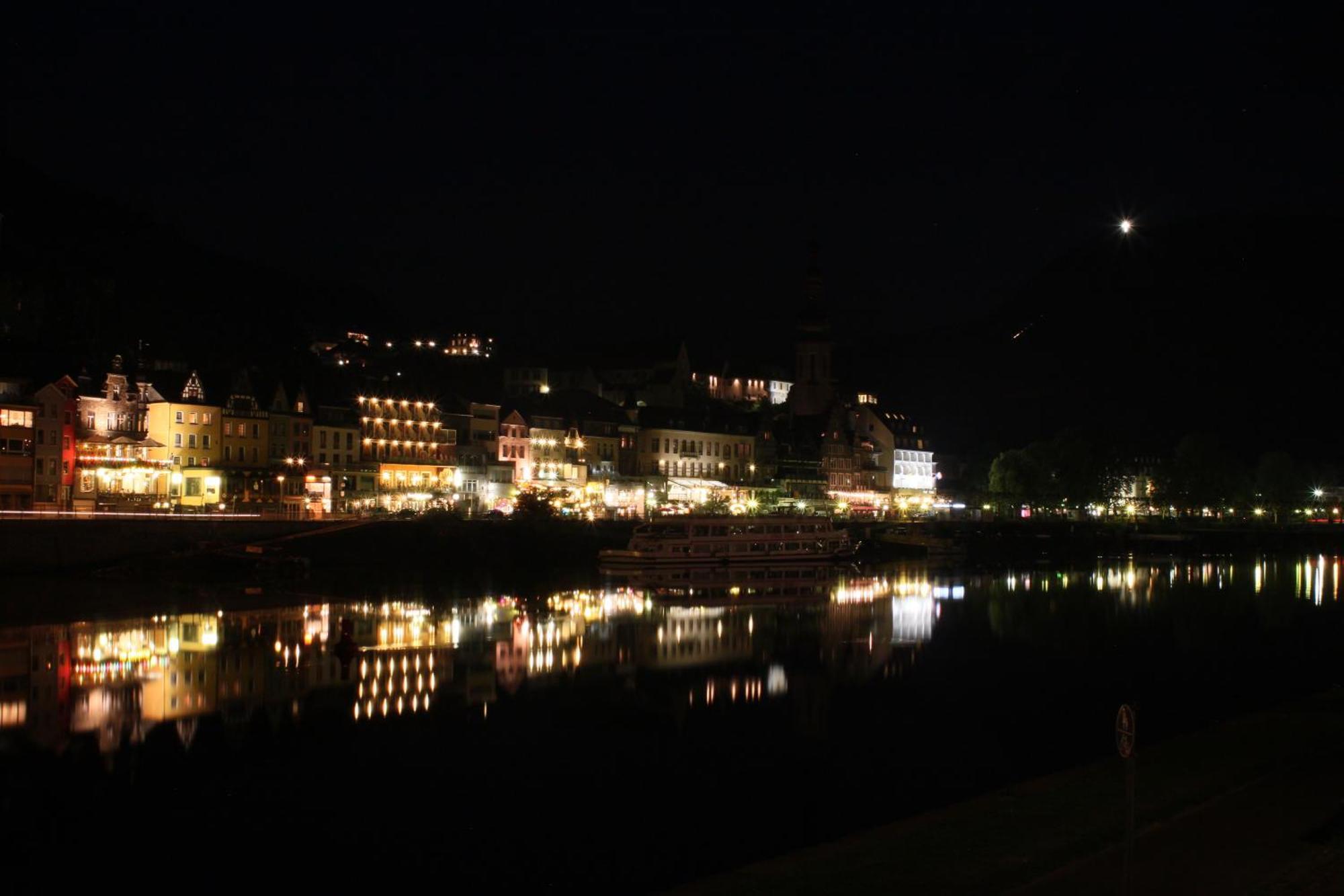 Hotel Und Gaestehaus Gute Quelle Cochem Exteriör bild